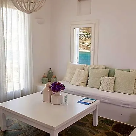 Hotel Salty Ano Mera