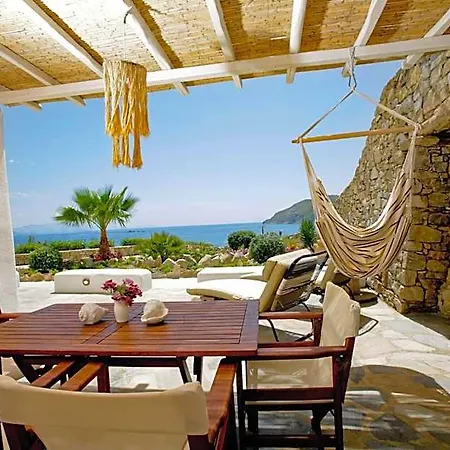 Hotel Salty Ano Mera